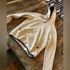 Chubbies Cream Sherpa Men’s Cozy Cream Hooded Sweater - Size Medium